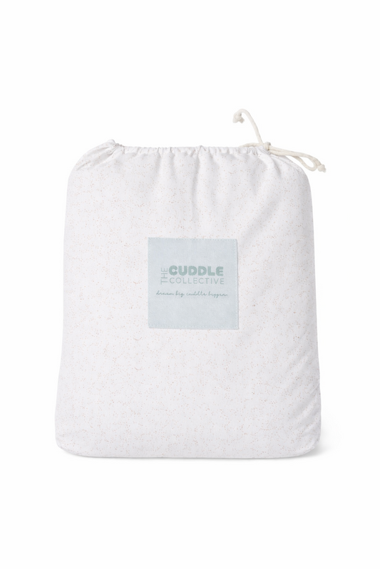 Speckle fitted sheet - for neutral kids bedroom
