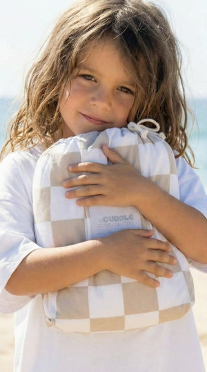 Checked cotton fitted sheet, coastal kids bedding, the cuddle collective