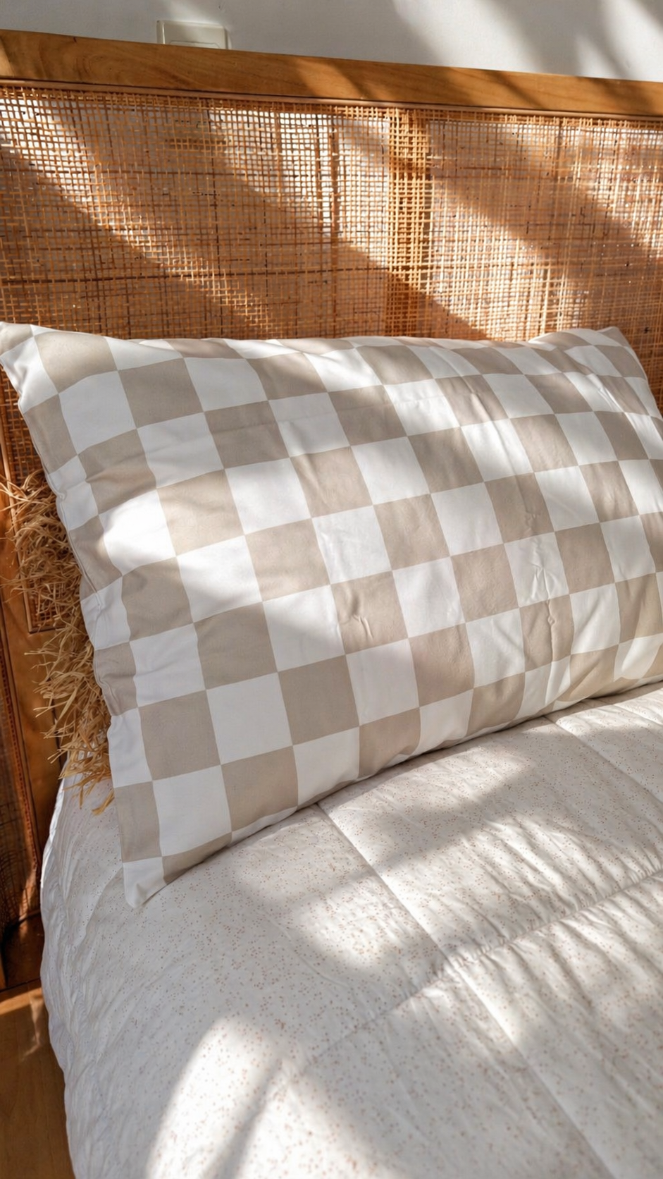 Natural checker organic cotton pillowcase and sheets | The Cuddle Collective 