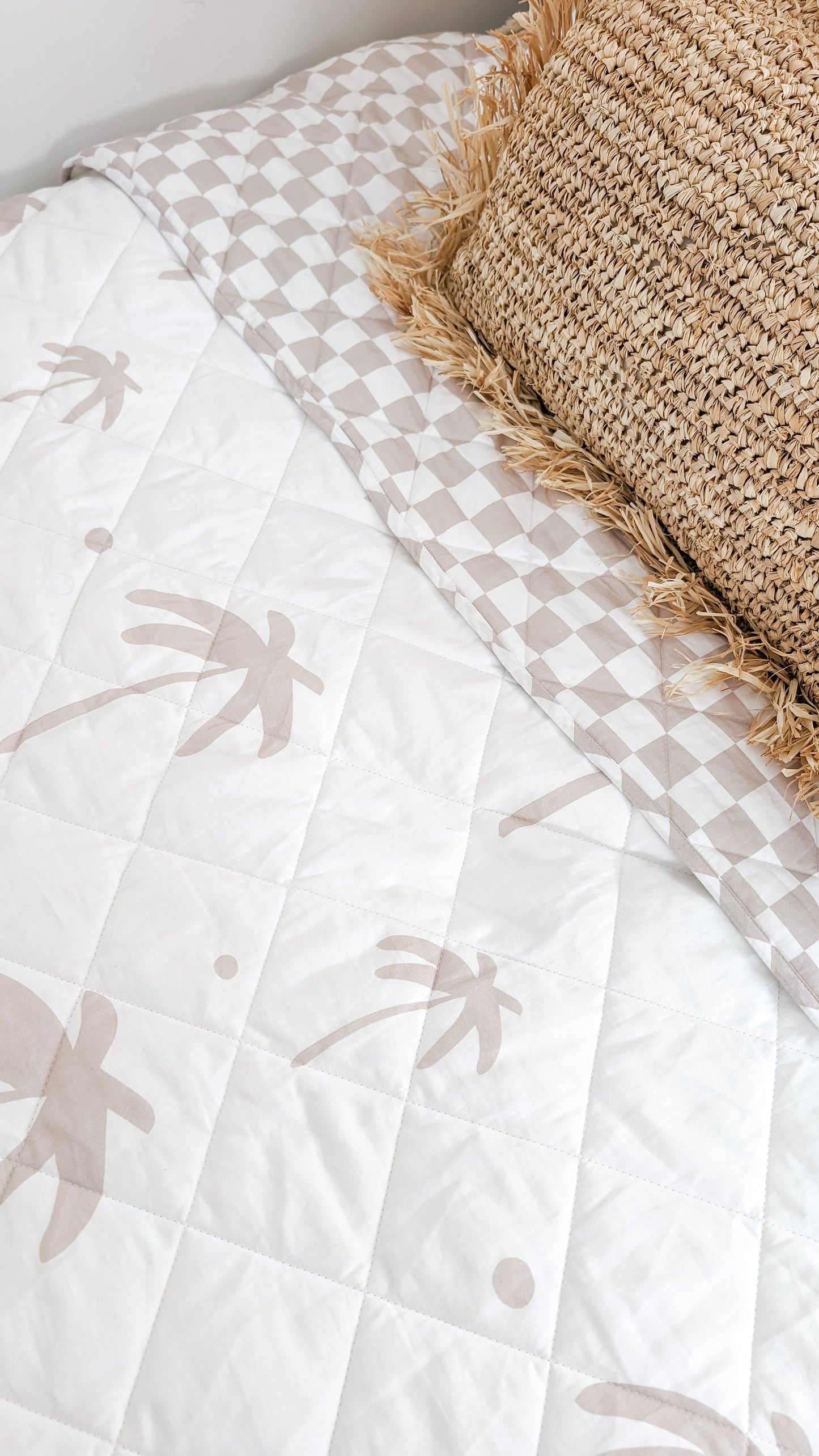 Sand Palm x Sand Checker Reversible Quilt | Organic Cotton