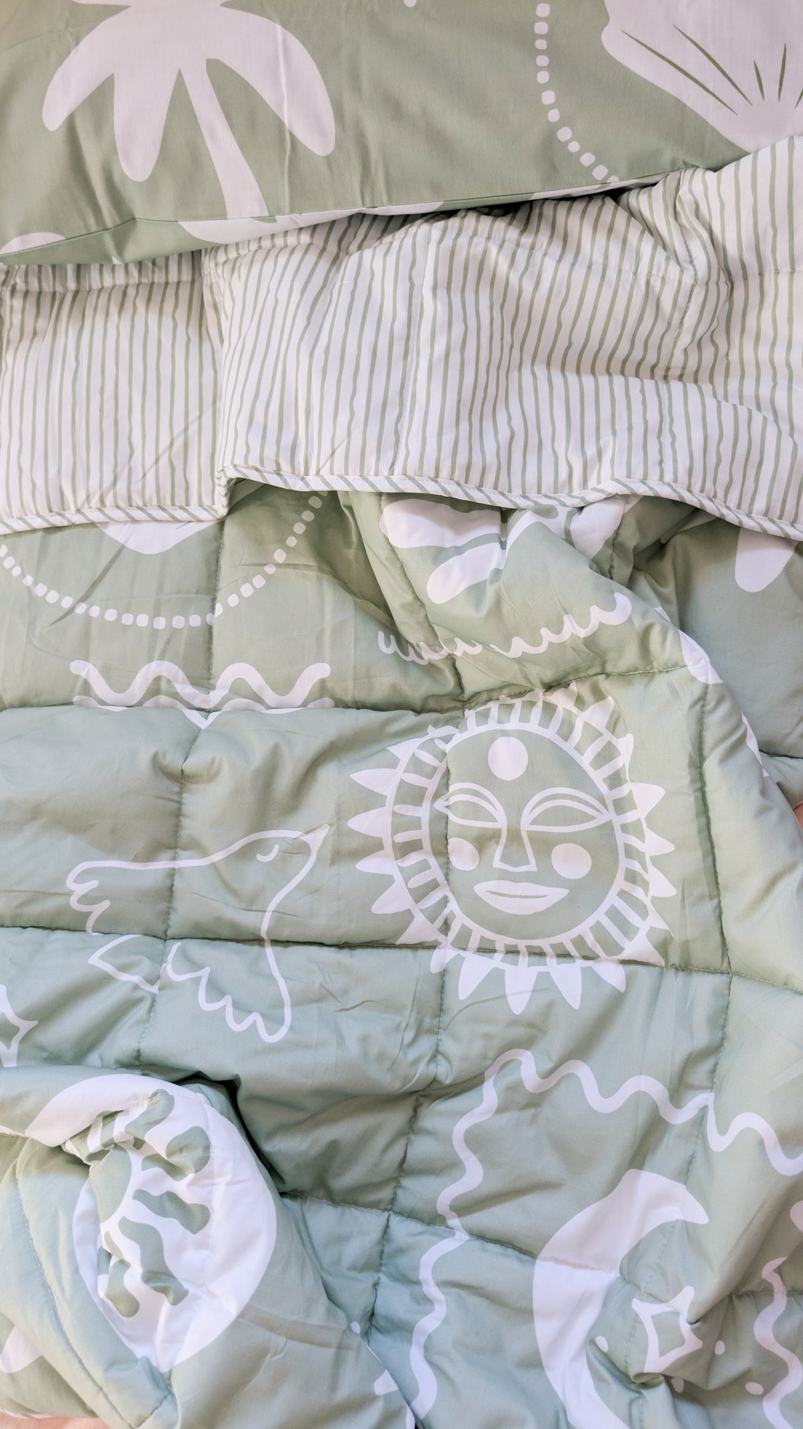 Sage Organic cotton kids reversible quilt, fitted sheet, stars and sun bedding
