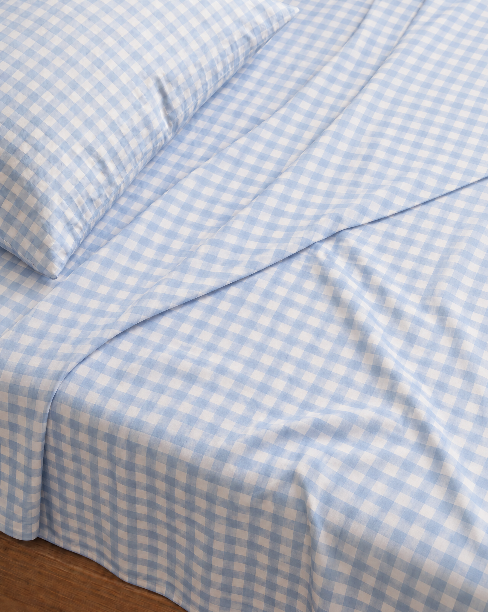 Blue gingham organic cotton flat sheet for single bedds, king single beds